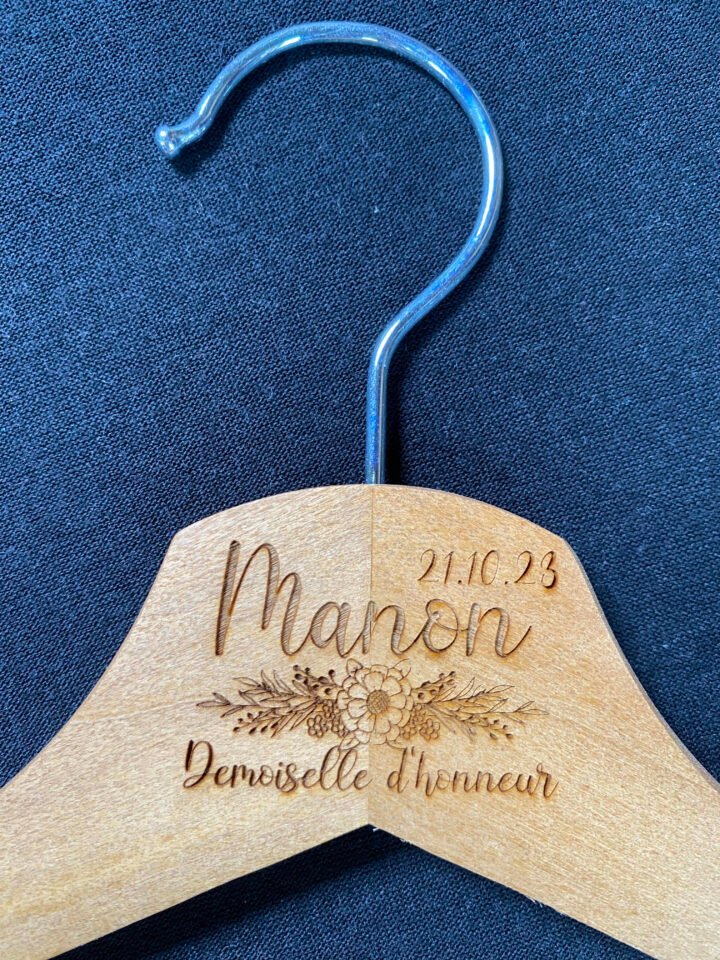 Cintre personnalisé "Personnalisé" – Image 6