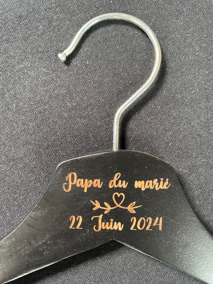 Cintre personnalisé "Personnalisé" – Image 7