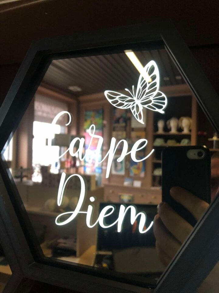 Lampe gravure sur miroir "Personnalisé" – Image 5