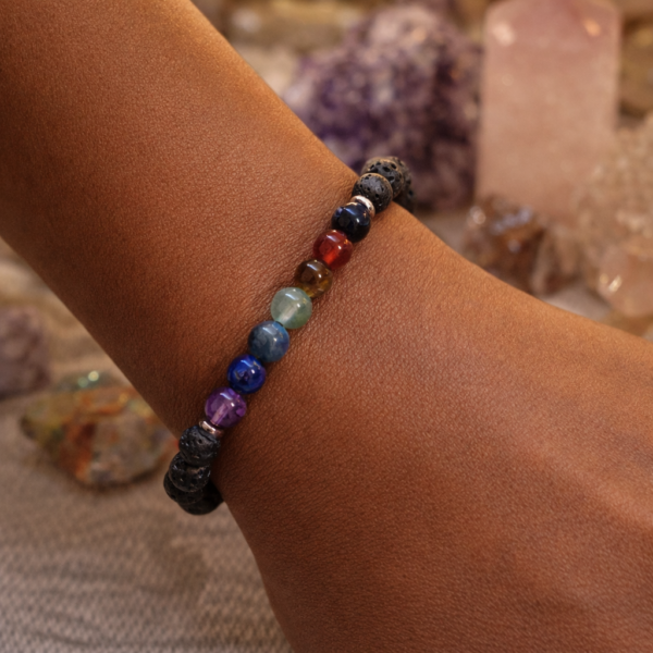 BRACELET BOULE 06MM 7 CHAKRAS + PIERRE DE LAVE A