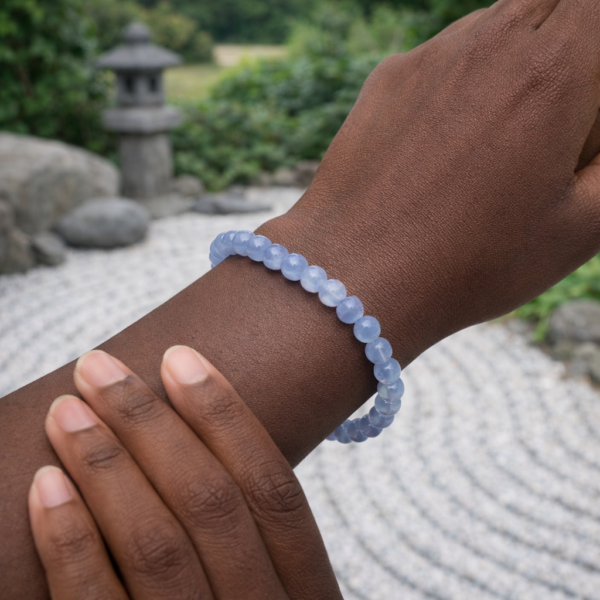 BRACELET BOULE 06MM CALCÉDOINE BLEUE NAMIBIE AA